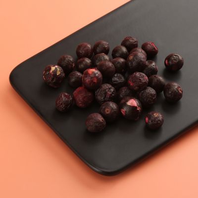 Freeze Dried Blackcurrant Whole