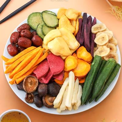 Mixed fruit and vegetable chips